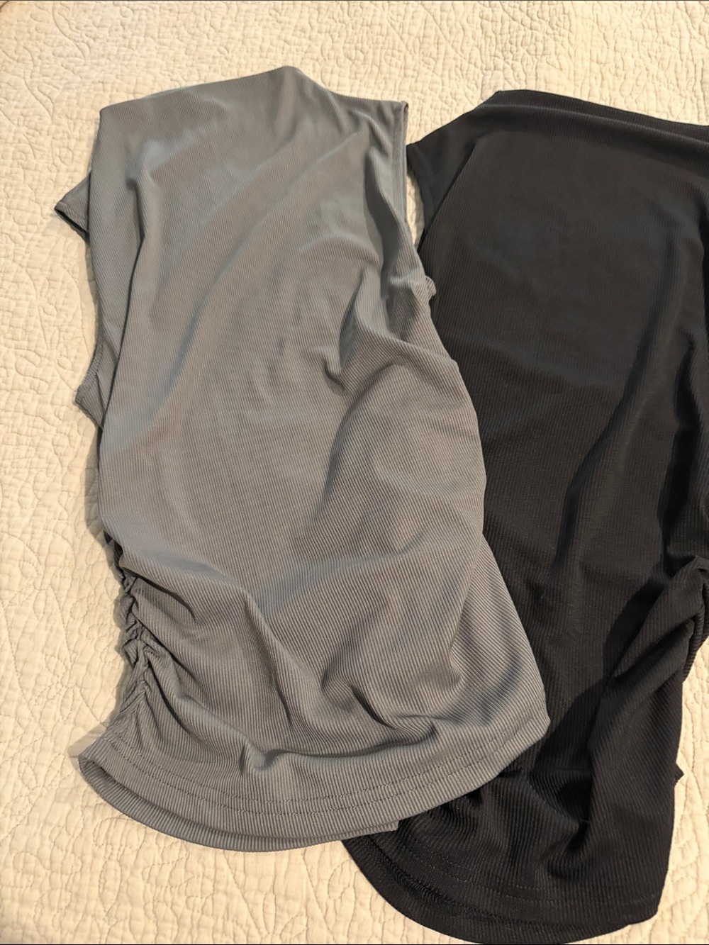 SHEIN Ruched Side Tank Top in Black & Gray - Picture 2 of 2